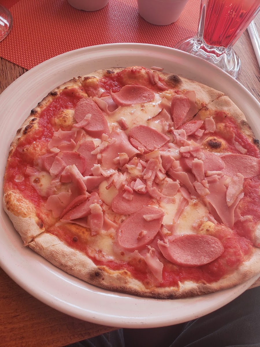 Cavalli's PizzaPhoto 9